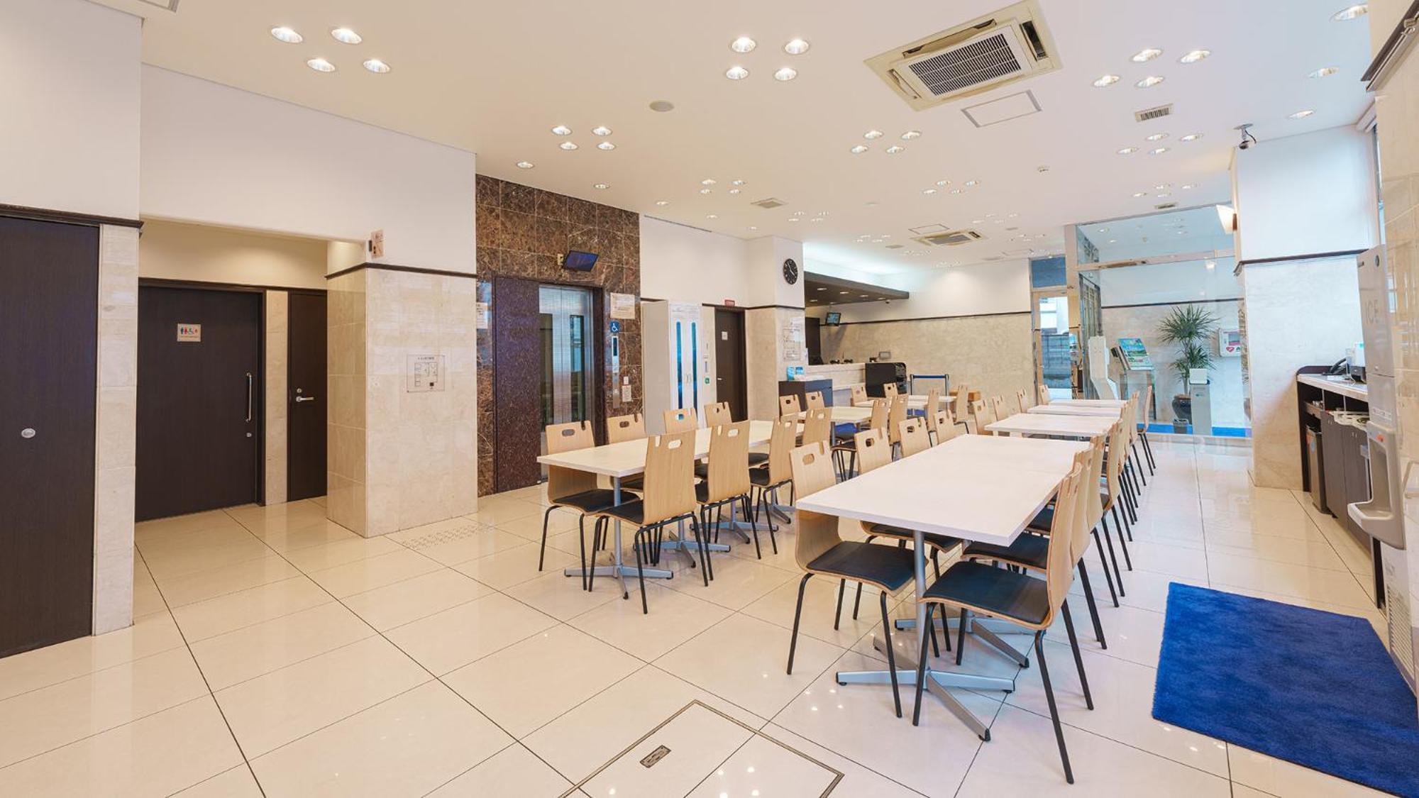 Toyoko Inn Shin-Osaka-eki Higashi-guchi Bagian luar foto