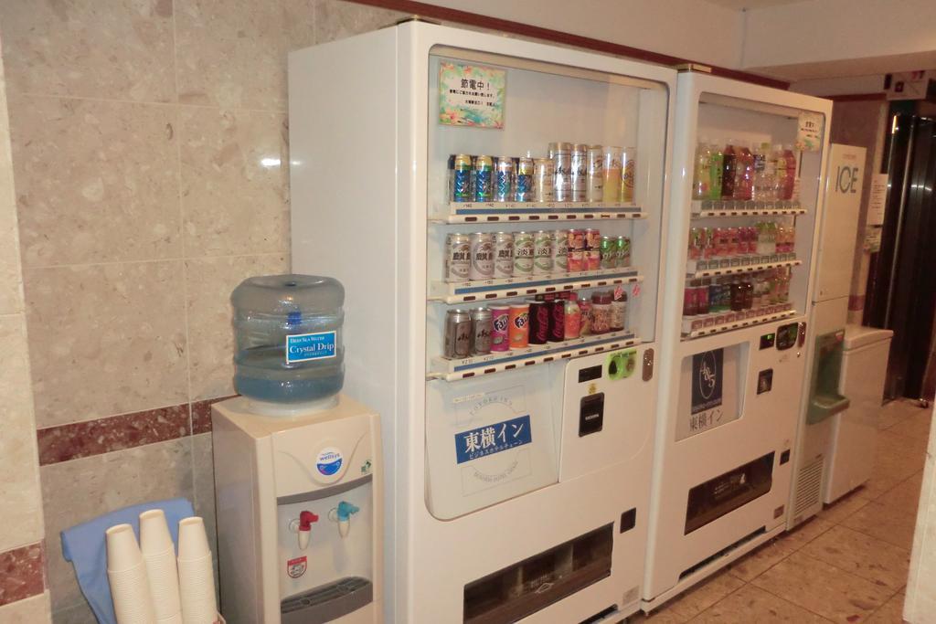 Toyoko Inn Shin-Osaka-eki Higashi-guchi Bagian luar foto