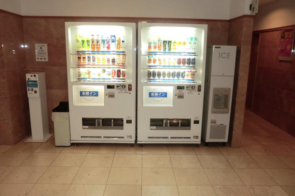 Toyoko Inn Shin-Osaka-eki Higashi-guchi Bagian luar foto